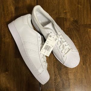 Adidas Superstar Men Sneaker size 10 US